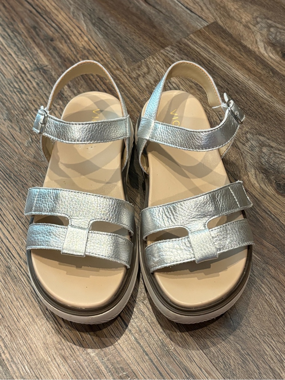 Vionic Silver Leather Strappy Platform Sandals